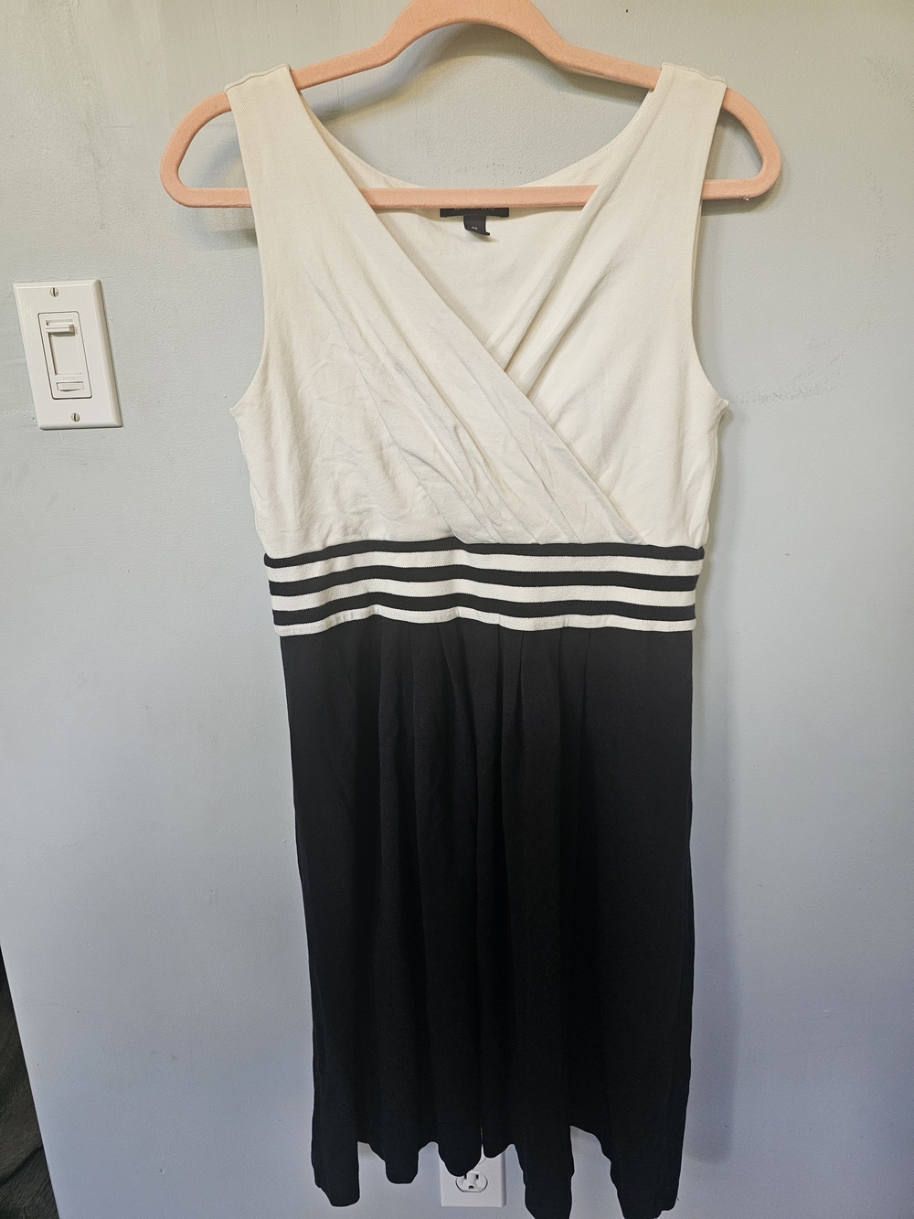 Lands' End Colorblock Dress Size Medium Black White Striped Sleeveless